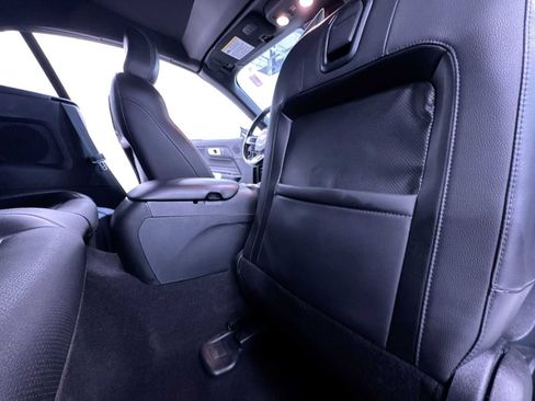Used 2023 Ford Mustang GT Premium RWD image 39