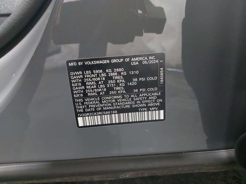 Used 2024 Volkswagen Atlas Peak Edition SEL image 39