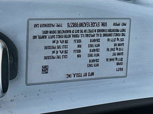 Used 2021 Tesla Model 3 Standard Range Plus RWD image 37