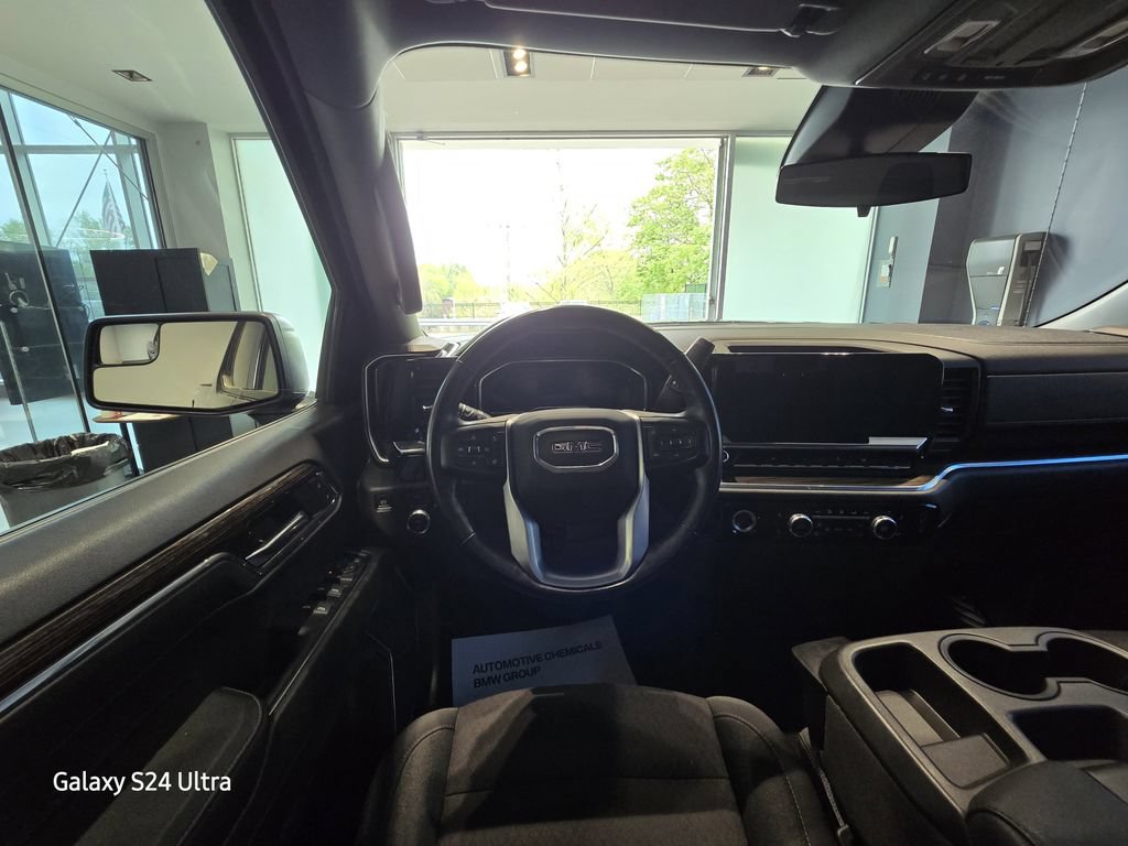 Used 2022 GMC Sierra 1500 Elevation AWD/4WD image 14