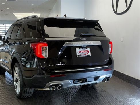 Used 2021 Ford Explorer Platinum w/ Equipment Group 601A image 5