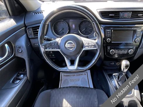 Used 2018 Nissan Rogue SV w/ Premium Package AWD/4WD image 5