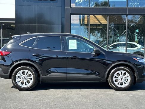 Used 2025 Ford Escape Active image 4