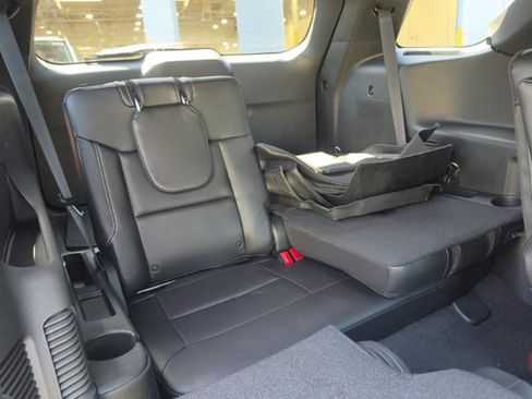 Used 2023 Ford Explorer ST w/ Equipment Group 401A AWD/4WD image 11