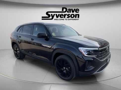 New 2026 Volkswagen Atlas Cross Sport SE AWD/4WD image 3