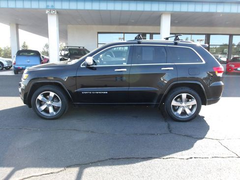 Used 2015 Jeep Grand Cherokee Overland AWD/4WD image 2