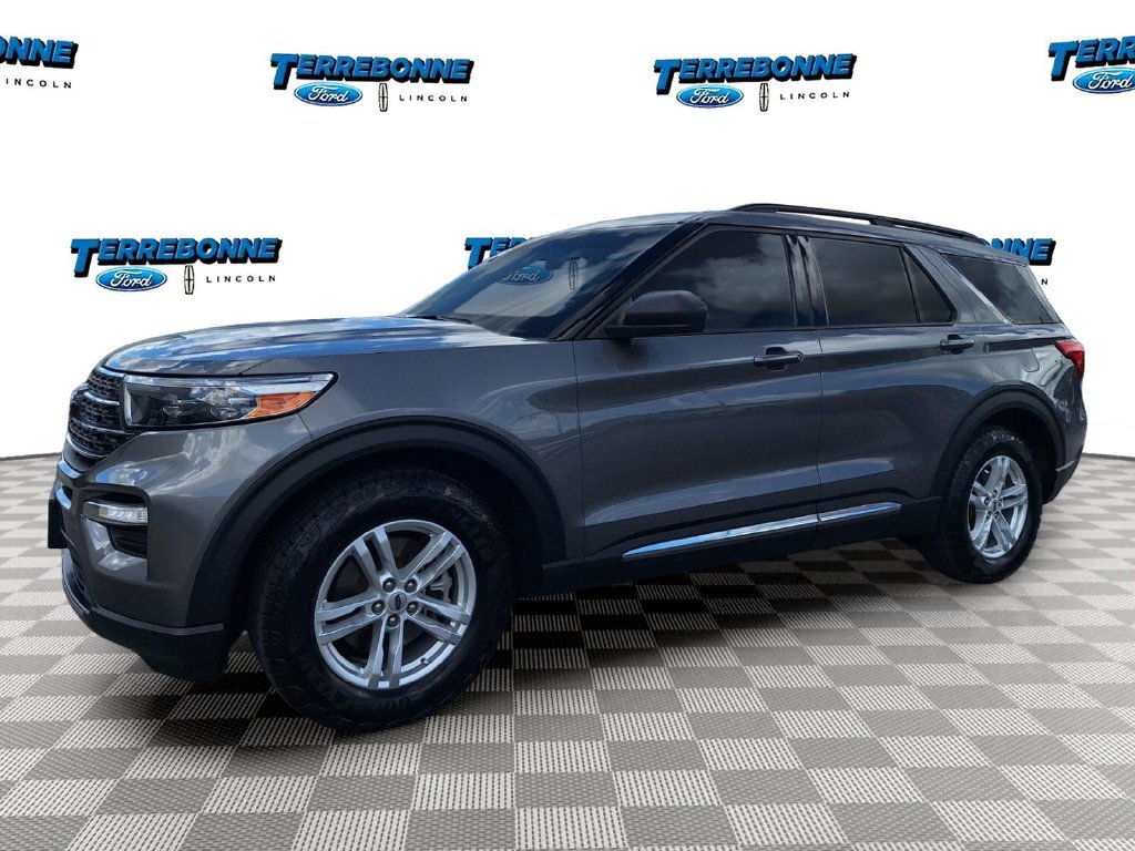 Certified 2022 Ford Explorer XLT w/ Equipment Group 202A RWD image 1