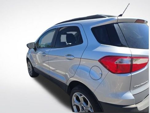 Used 2021 Ford EcoSport SE w/ SE Appearance Package image 3