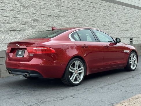 Used 2018 Jaguar XE Premium AWD/4WD image 3