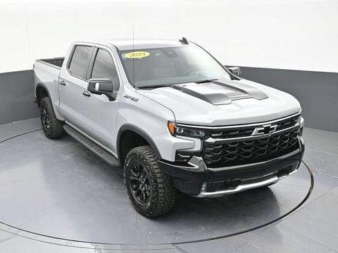 Used 2024 Chevrolet Silverado 1500 ZR2 w/ Technology Package AWD/4WD image 70