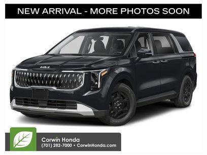 Used 2025 Kia Carnival