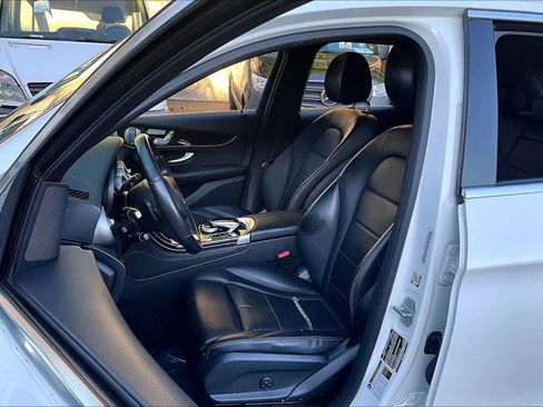 Used 2016 Mercedes-Benz GLC 300 image 8