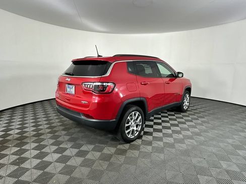 Used 2023 Jeep Compass Latitude AWD/4WD image 25
