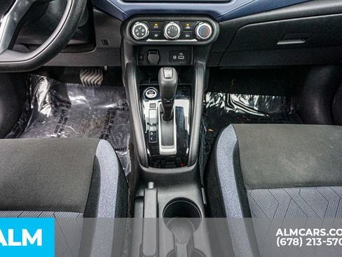Used 2024 Nissan Versa SV FWD image 40