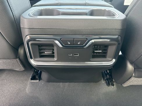 New 2026 GMC Sierra 2500 Denali w/ Denali Reserve Package AWD/4WD image 22