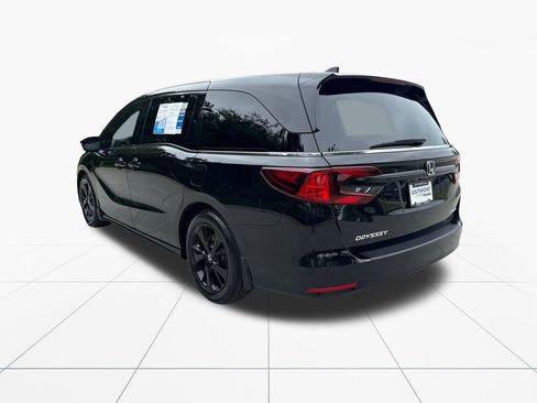 Used 2024 Honda Odyssey Sport image 6