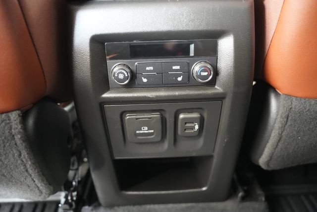 Used 2020 Chevrolet Traverse High Country AWD/4WD image 14