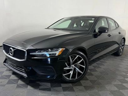 Used 2020 Volvo S60 T6 Momentum
