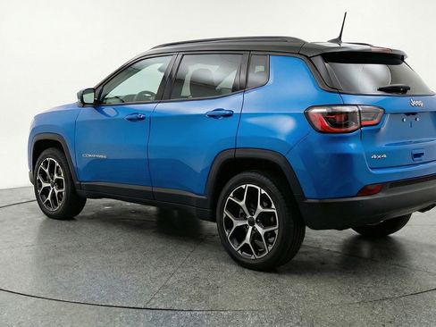Used 2025 Jeep Compass Limited AWD/4WD image 6