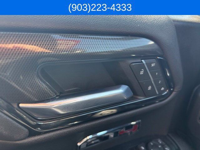 Used 2023 GMC Sierra 1500 AT4 w/ Technology Package AWD/4WD image 18