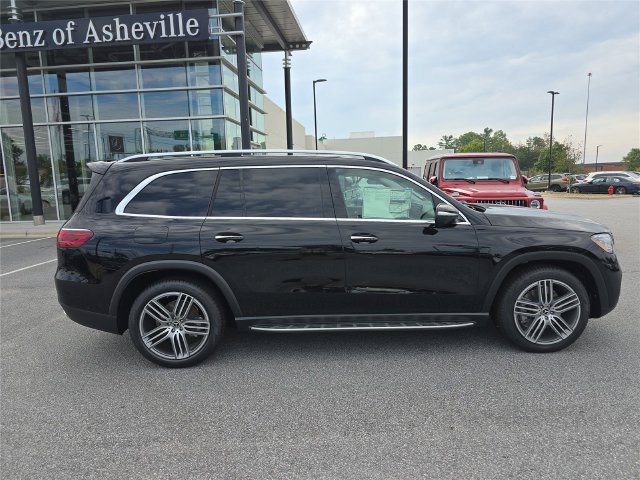 New 2026 Mercedes-Benz GLS 450 4MATIC image 2