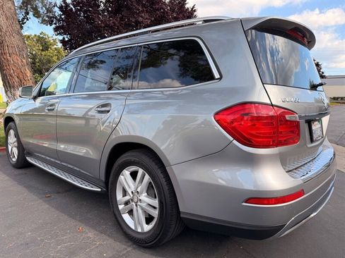 Used 2016 Mercedes-Benz GL 450 4MATIC image 11