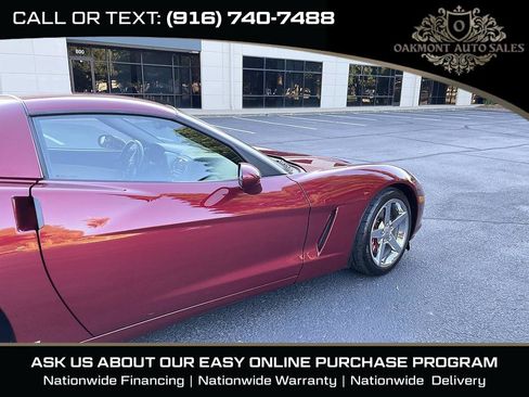 Used 2006 Chevrolet Corvette Coupe w/ Preferred Equipment Group RWD image 10