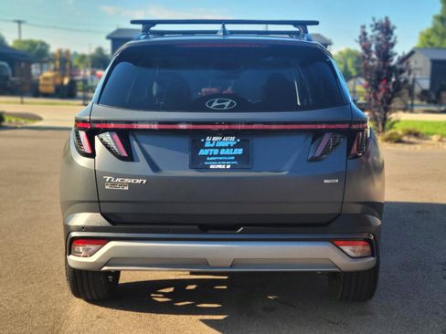 Used 2025 Hyundai Tucson Limited AWD/4WD image 5