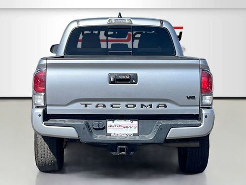 Used 2022 Toyota Tacoma TRD Off-Road w/ Technology Package AWD/4WD image 6