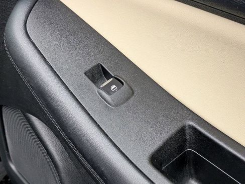 Used 2022 Ford Edge SEL w/ Convenience Package image 36