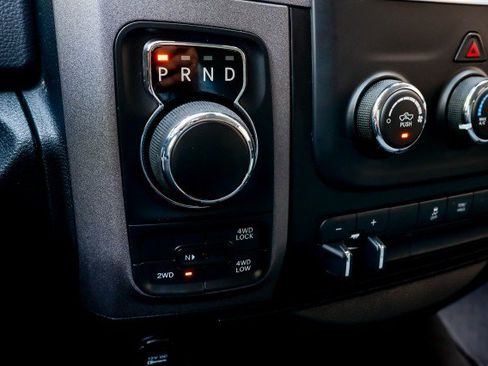 Used 2016 RAM 1500 Express AWD/4WD image 36