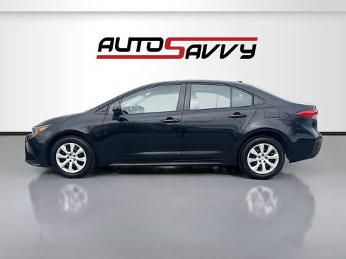 Used 2024 Toyota Corolla LE image 4