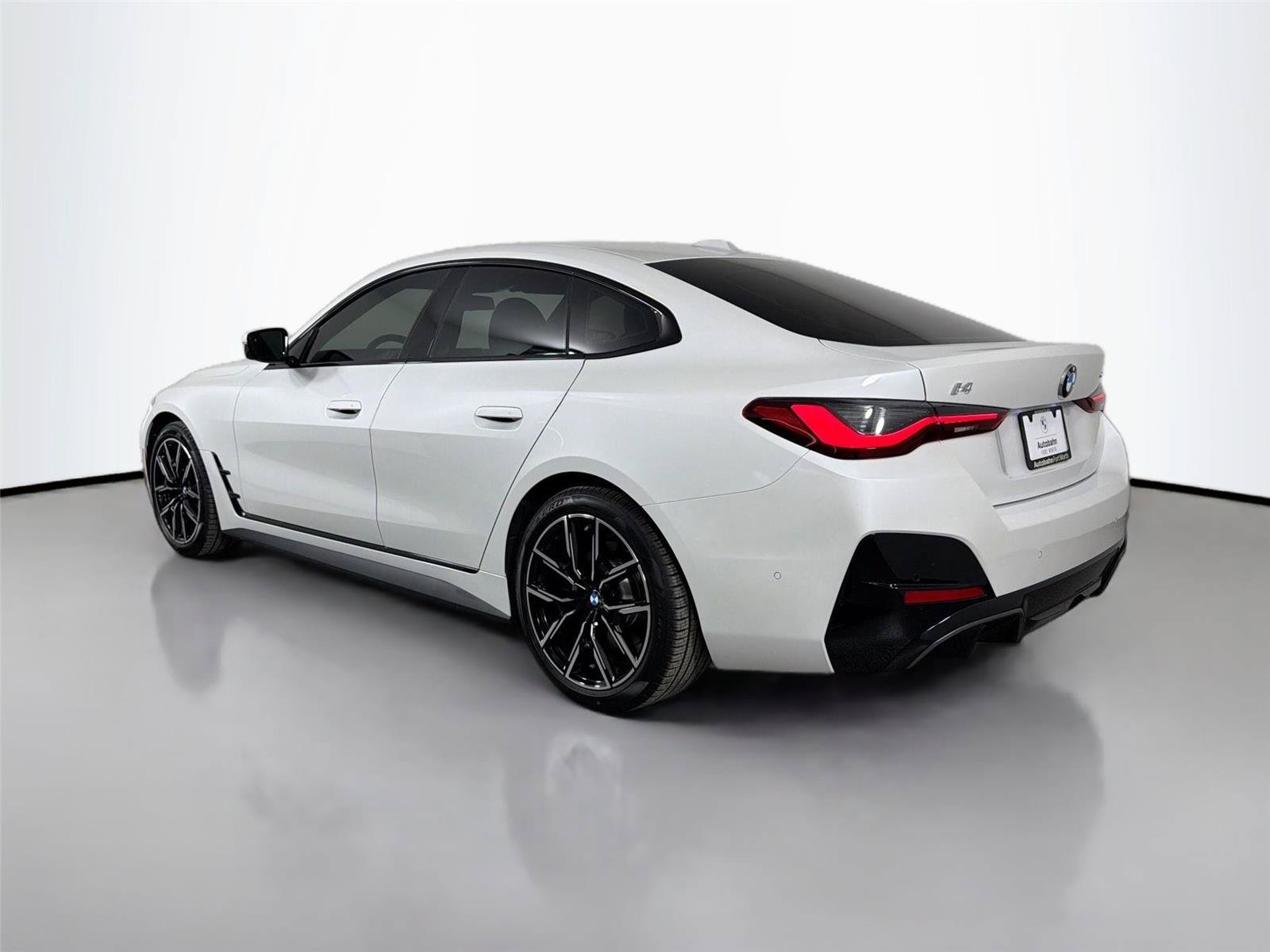 New 2026 BMW i4 xDrive40i w/ M Sport Package AWD/4WD image 14