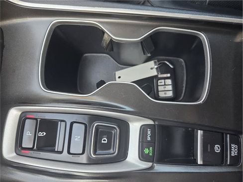 Used 2018 Honda Accord EX-L image 20