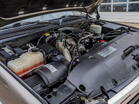 Used 2007 GMC Sierra 3500 SLT w/ Heavy-Duty Power Package image 38