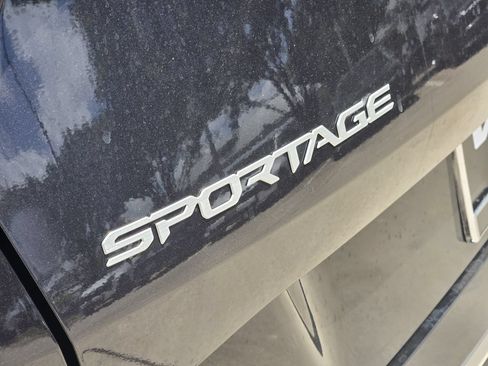 New 2026 Kia Sportage SX FWD image 8