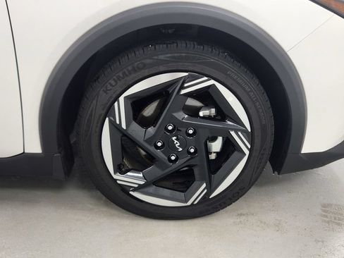 Used 2025 Kia K4 EX FWD image 9