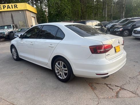 Used 2018 Volkswagen Jetta S image 6