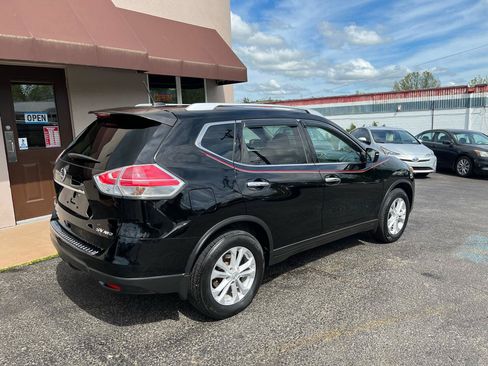 Used 2015 Nissan Rogue SV AWD/4WD image 5