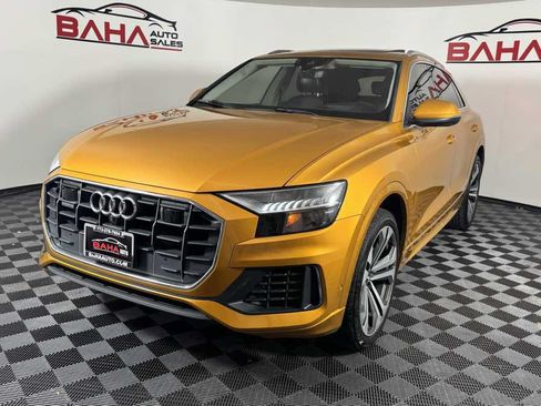 Used 2019 Audi Q8 Prestige w/ Luxury Package AWD/4WD image 3
