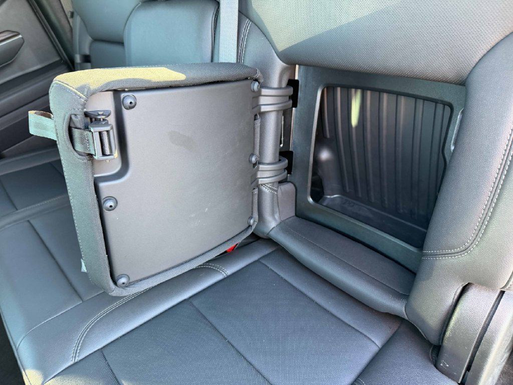 Used 2025 GMC Sierra 1500 SLT AWD/4WD image 23