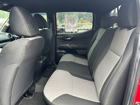 Certified 2023 Toyota Tacoma TRD Sport image 15