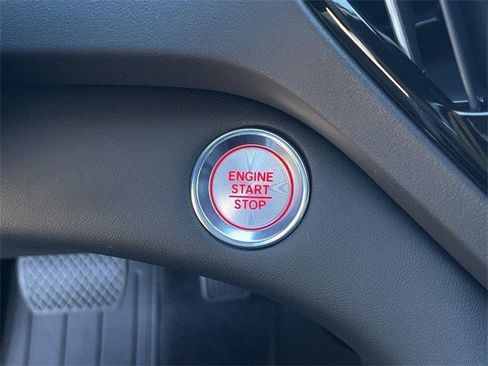 Used 2025 Acura RDX w/ Technology Package image 25