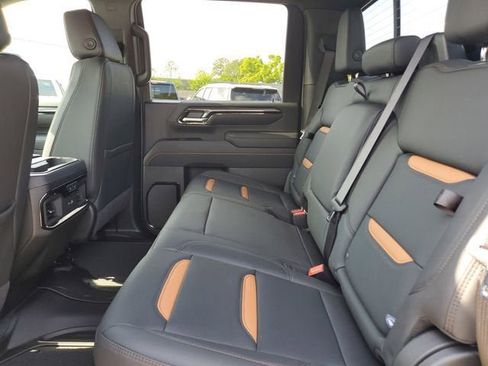 New 2026 GMC Sierra 2500 AT4 w/ AT4 Premium Plus Package AWD/4WD image 12