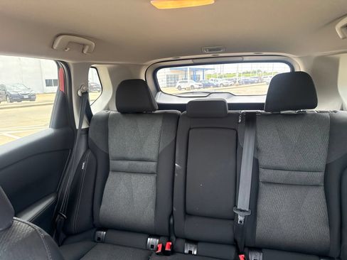 Used 2026 Nissan Rogue SV w/ Cold Weather Package FWD image 11