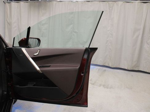 Used 2025 BMW iX xDrive50 image 24