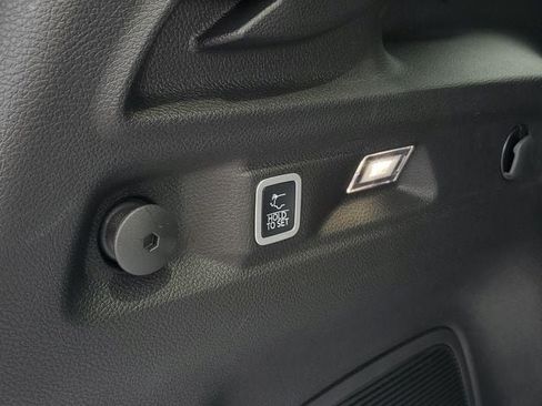 New 2026 Jeep Grand Cherokee L Limited AWD/4WD image 10
