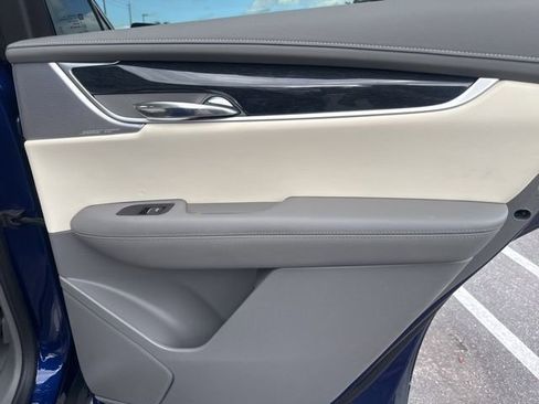 Certified 2024 Cadillac XT6 Premium Luxury w/ Technology Package image 23