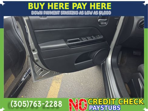 Used 2016 Jeep Patriot Latitude FWD image 11