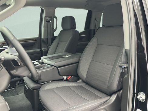 Used 2025 Chevrolet Silverado 1500 LT AWD/4WD image 17